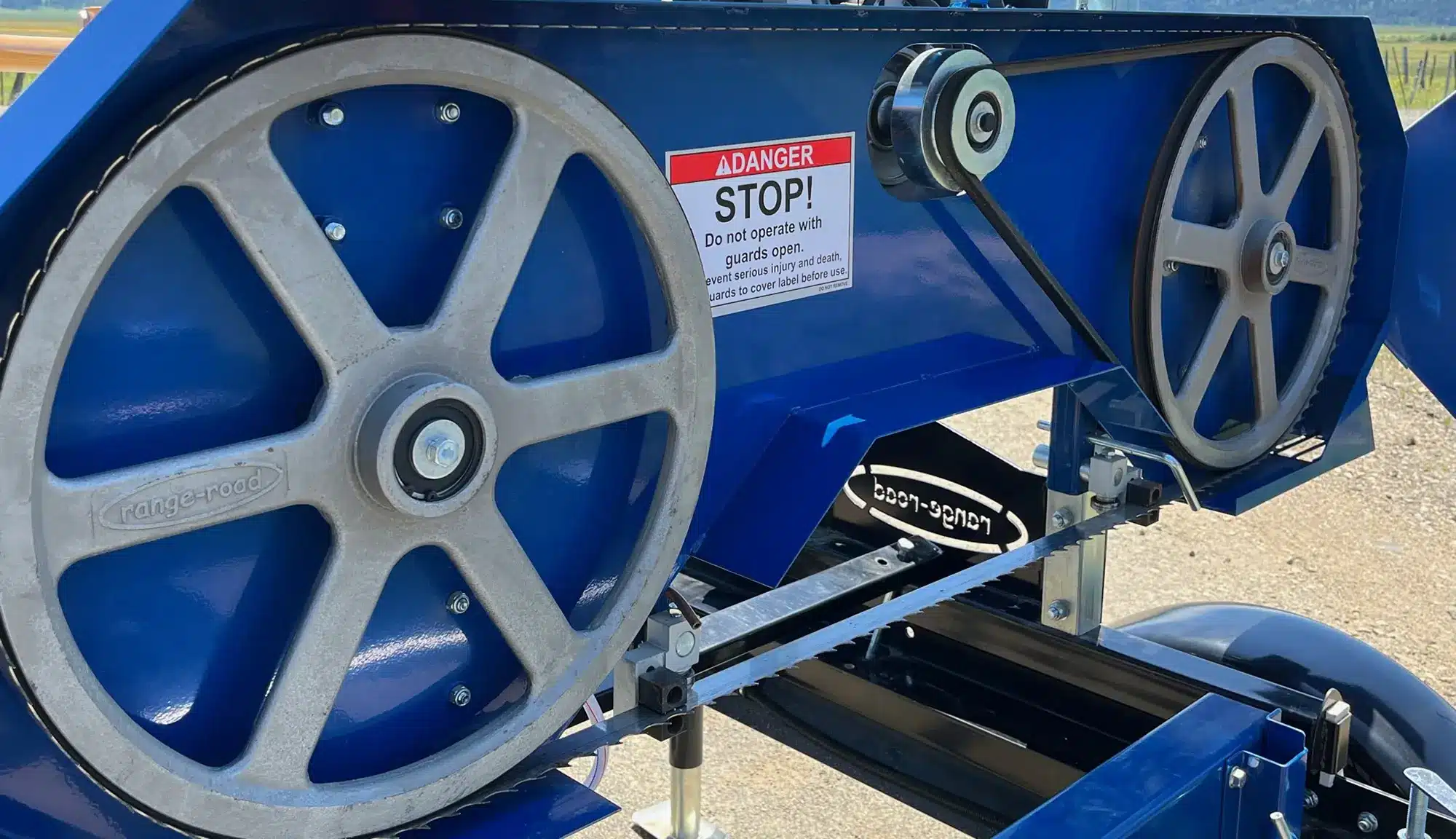 RR5022B 22" Sawmill with 10Hp Briggs & Stratton Engine - Image 7