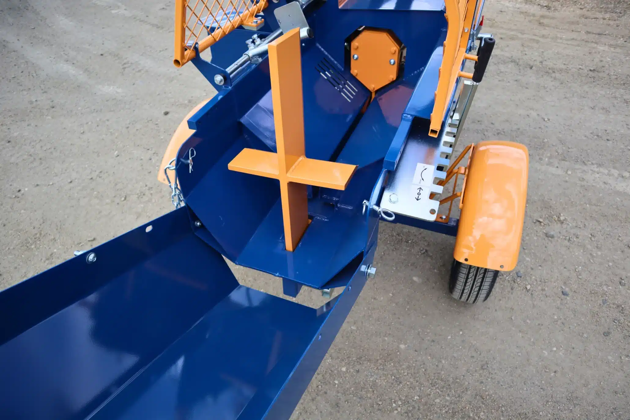 EcoPro 200 with Chute - Image 5